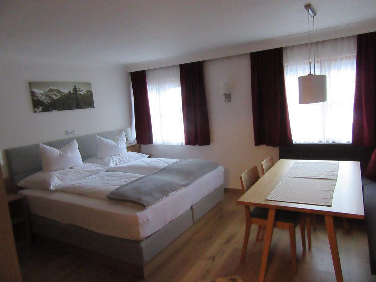 Haus Waldesruh Hotel Lech am Arlberg Ngoại thất bức ảnh