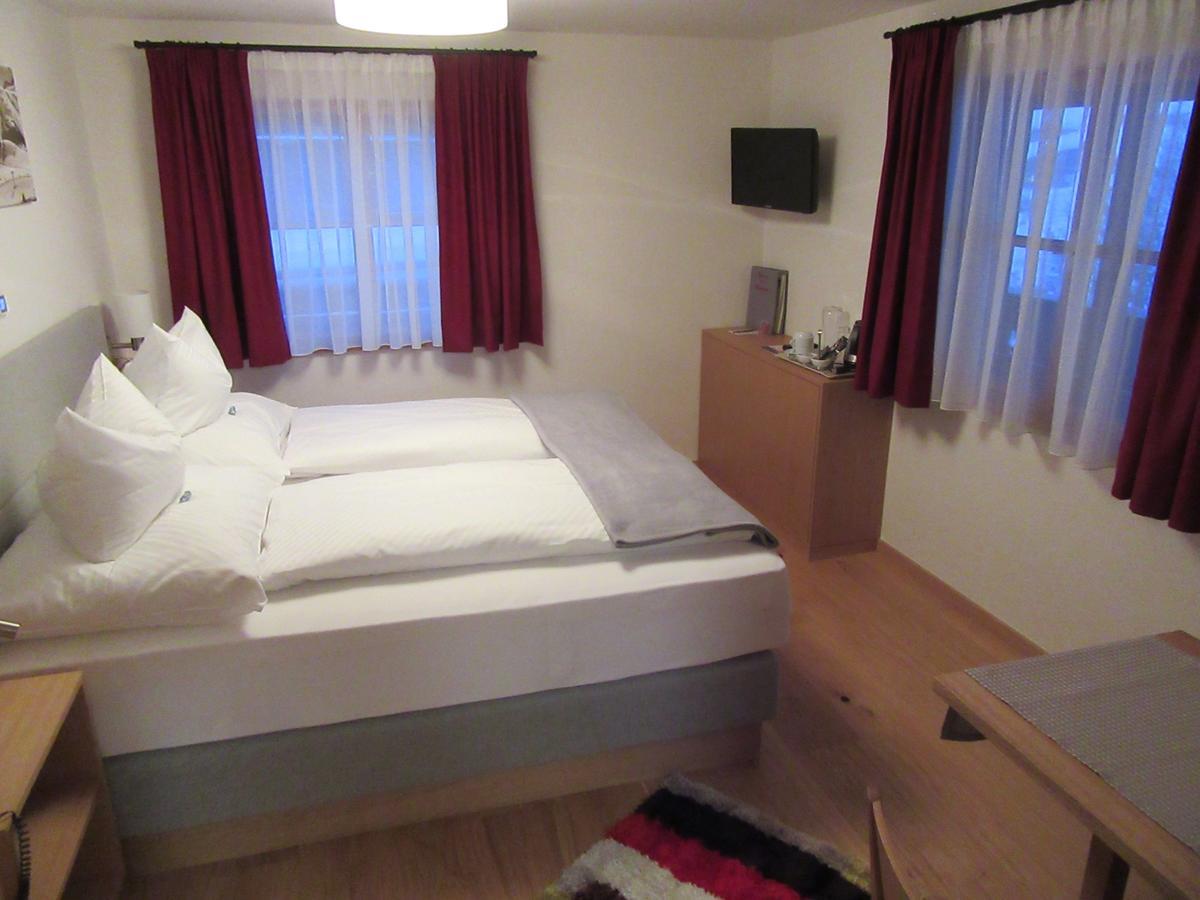 Haus Waldesruh Hotel Lech am Arlberg Ngoại thất bức ảnh