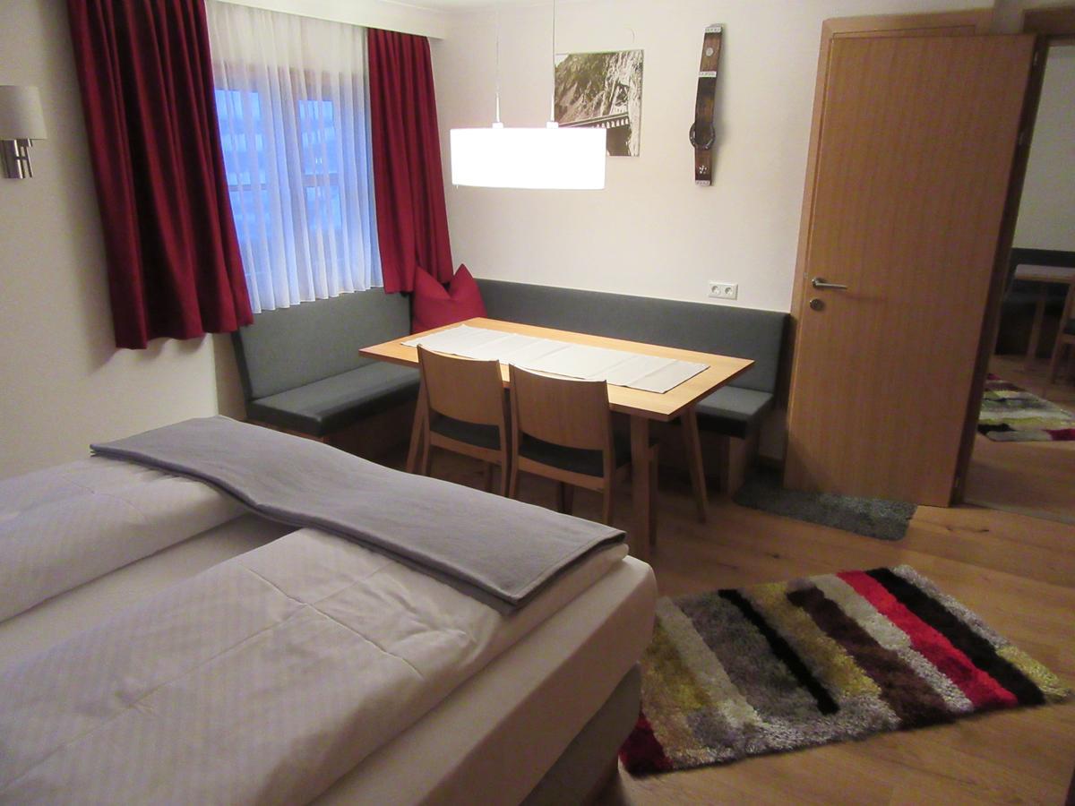 Haus Waldesruh Hotel Lech am Arlberg Ngoại thất bức ảnh